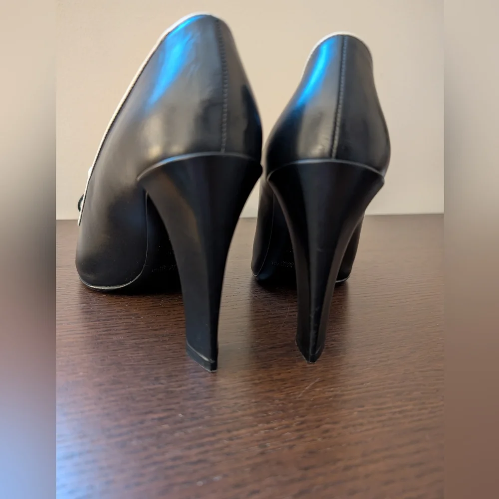 RALPH LAUREN PURPLE LABEL Katia/Spectator Heels W/DUST BAG. - Picture 6 of 16